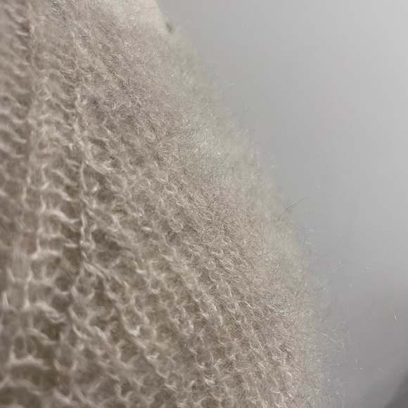 New Dimensione Maglia Warm Feminine  mohair beige Sweater size M Made in Italy - Picture 3 of 9